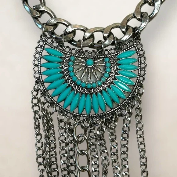 Southwestern Bohemian Bib Statement Necklace Faux Turquoise and Silver-Tone - Picture 5 of 10